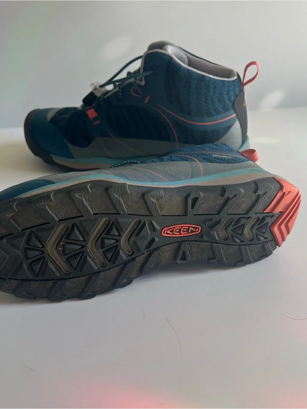 KEEN Kids Hiking Boots